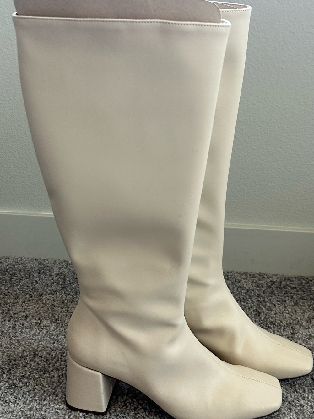 ALOHAS Women’s Cream Mid-Calf Block Heel Boots